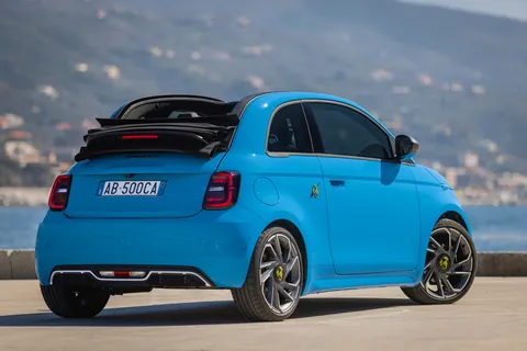 Abarth 500e Cabrio