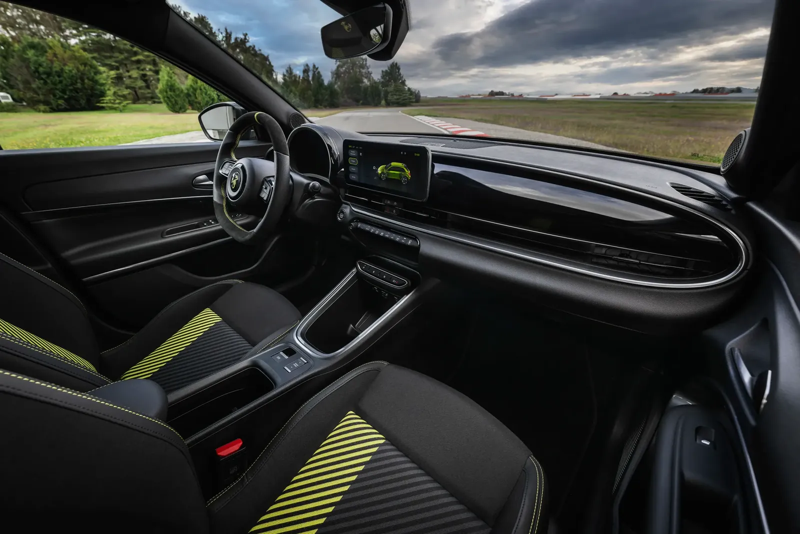 Abarth 600e Turismo — photo 3
