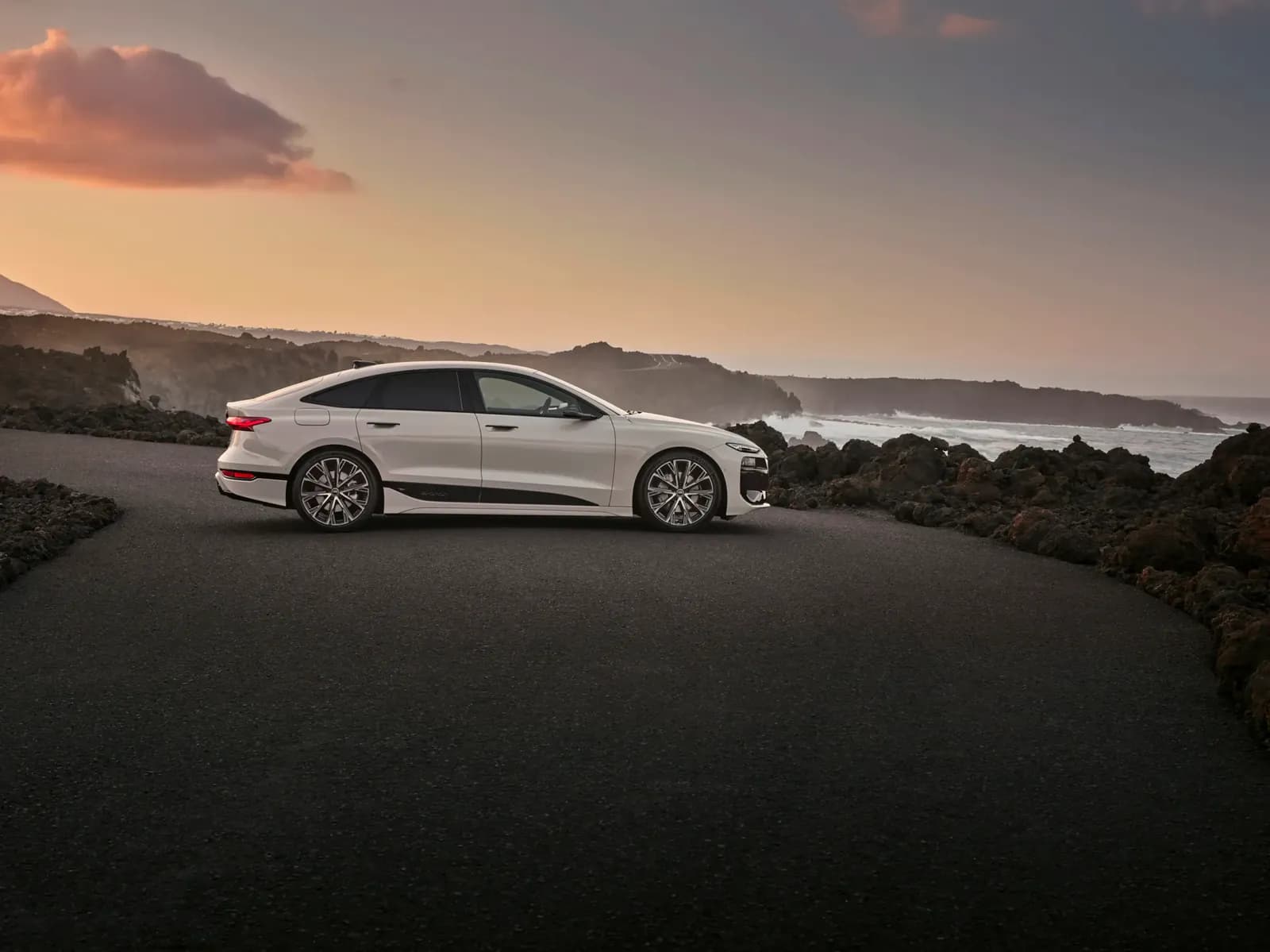 Audi A6 Sportback e-tron Performance — photo 2