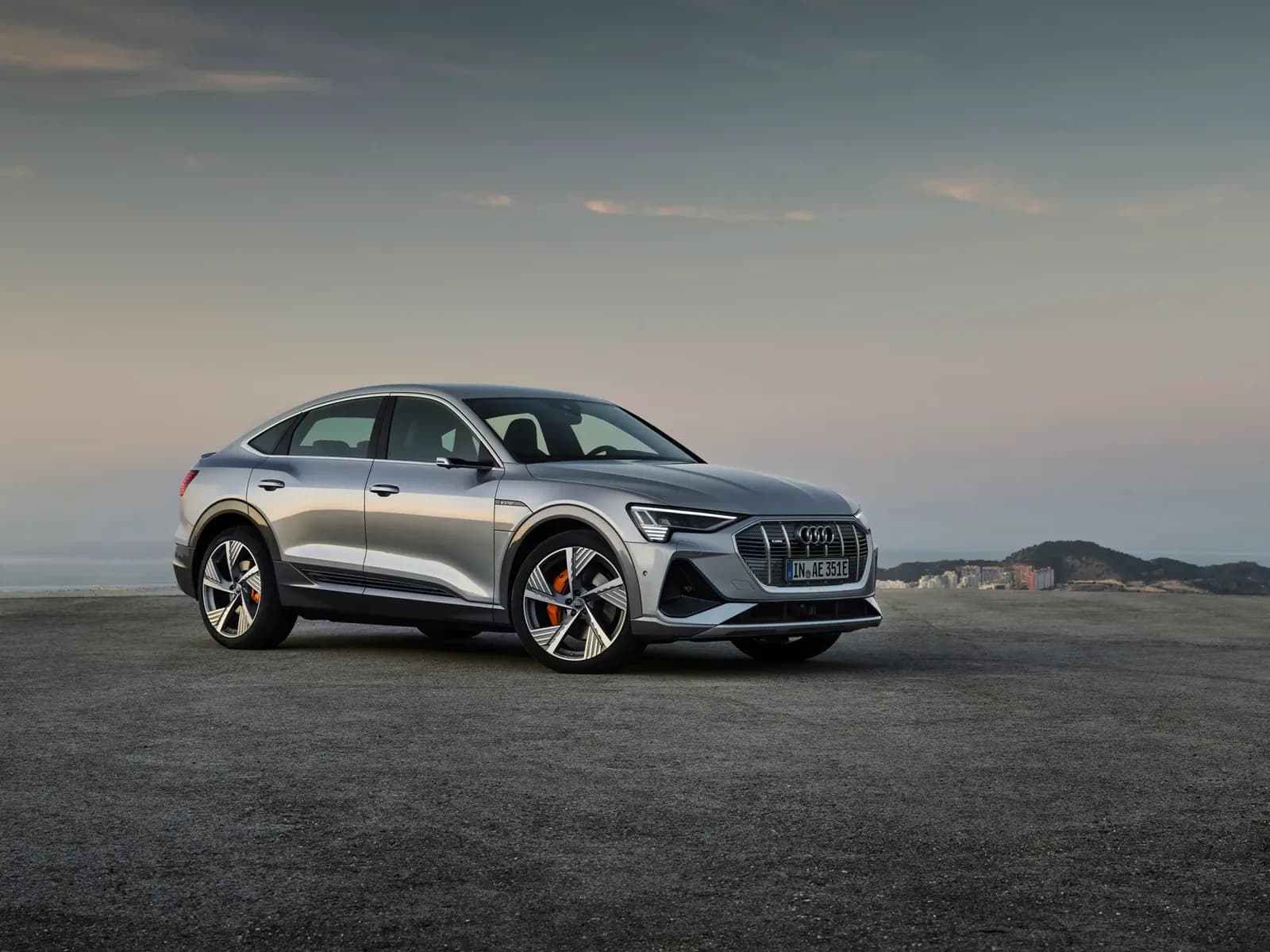 Audi e-tron 50 Sportback — photo 2