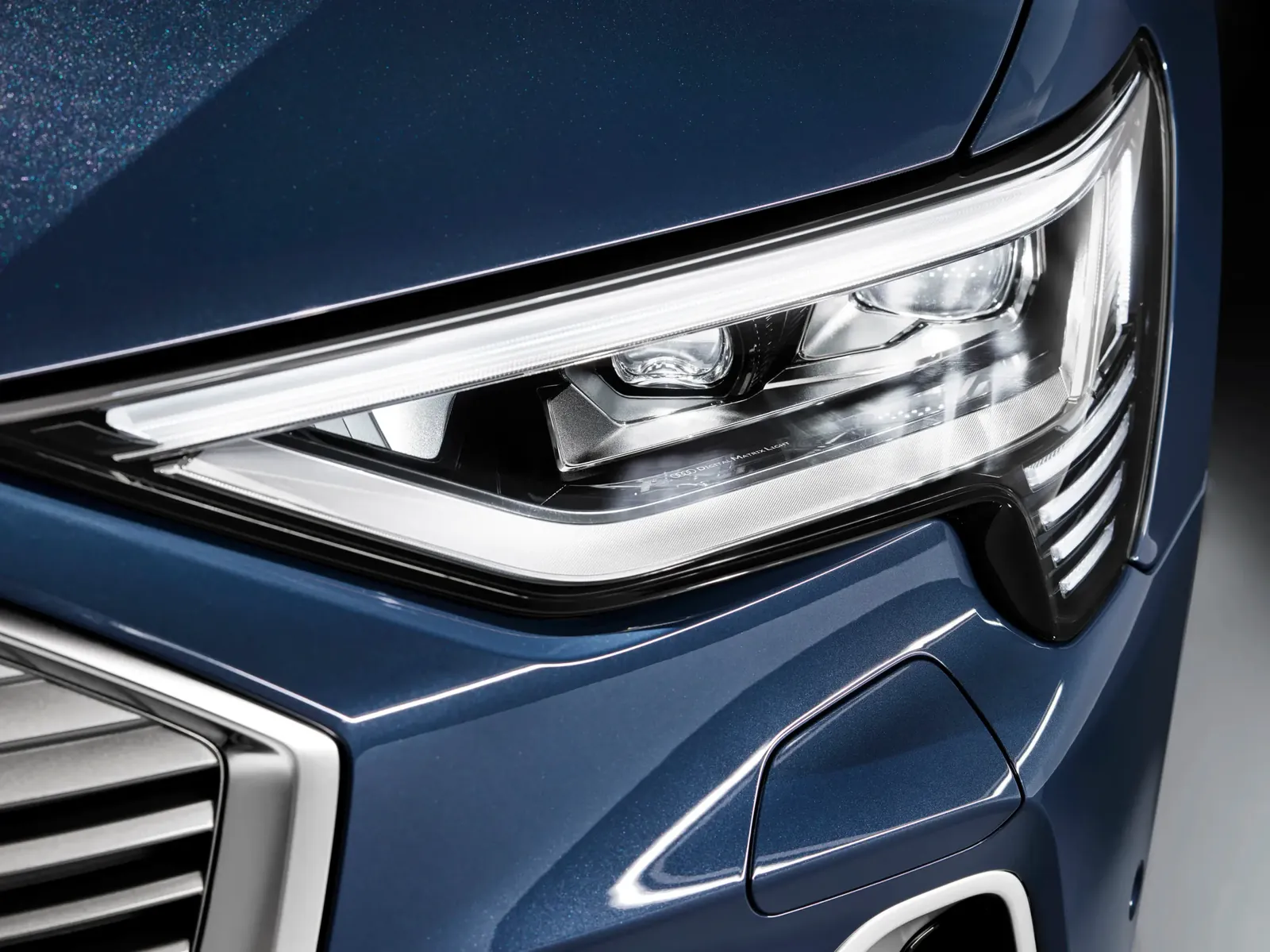 Audi e-tron 55 — photo 4