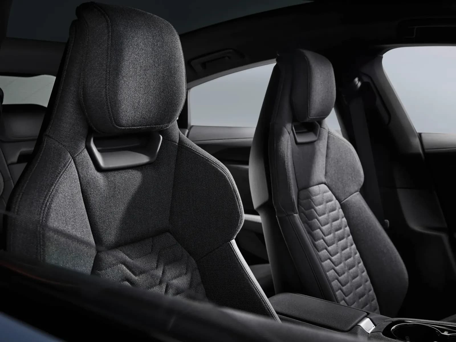 Audi e-tron GT — photo 3