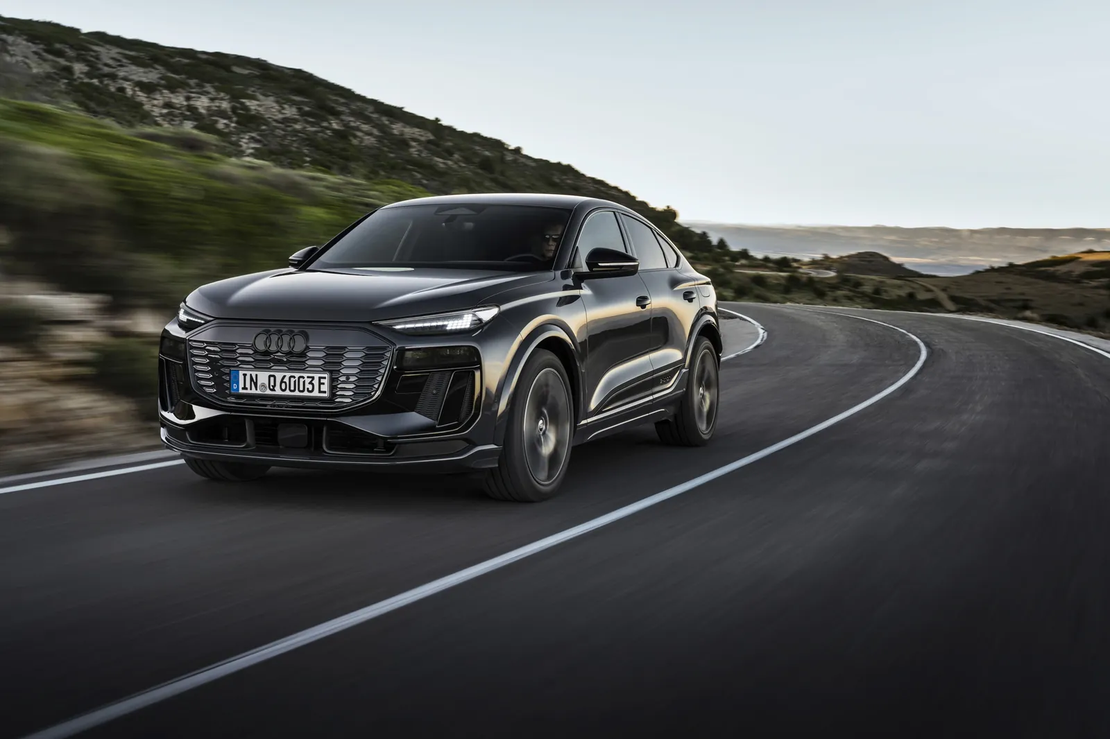 Audi Q6 Sportback e-tron quattro — photo 4