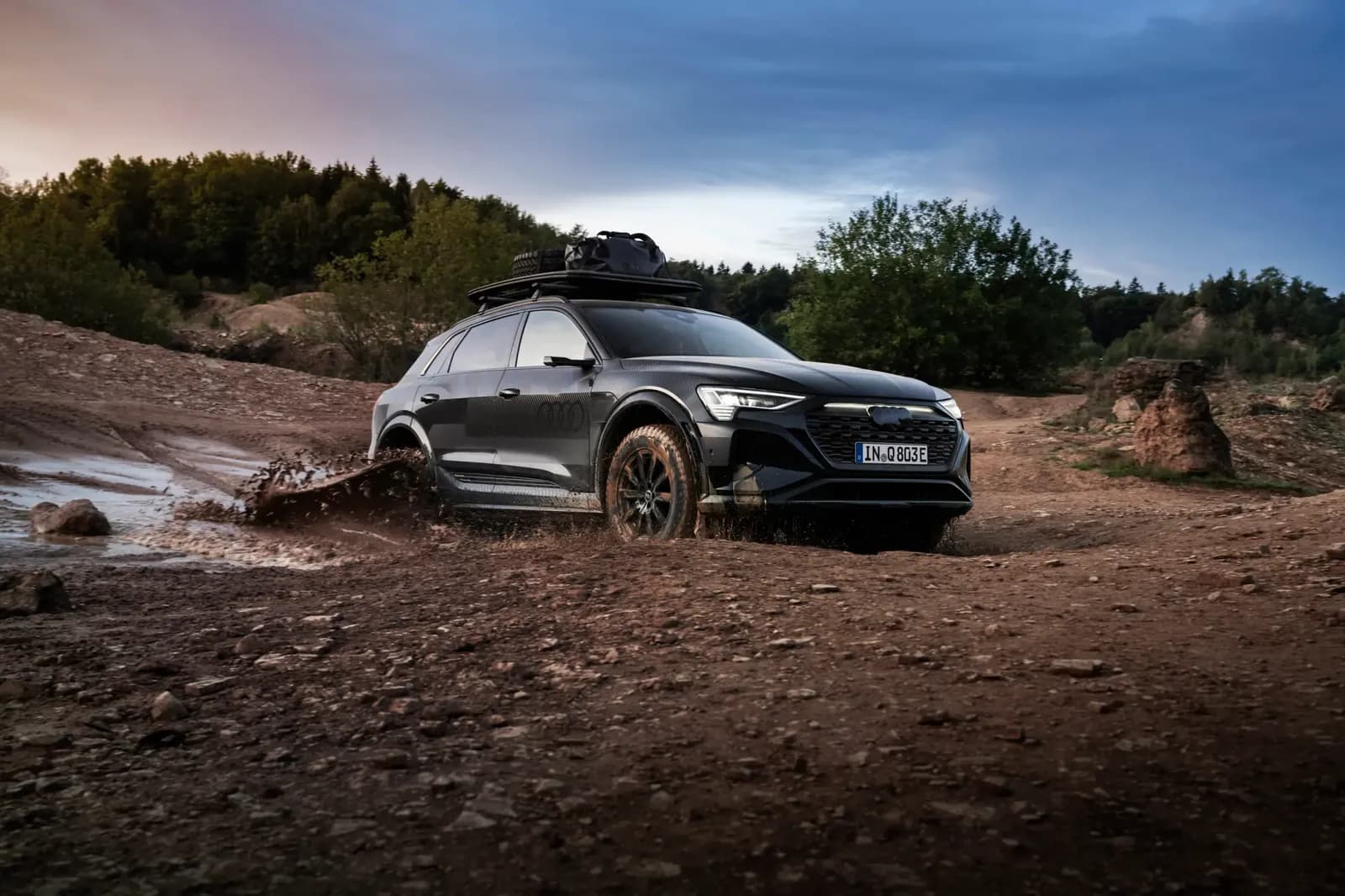 Audi Q8 e-tron Edition Dakar