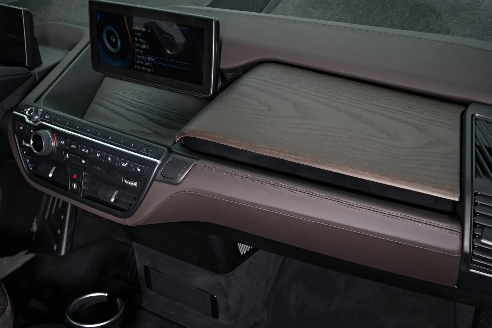 BMW i3 94 Ah — photo 3