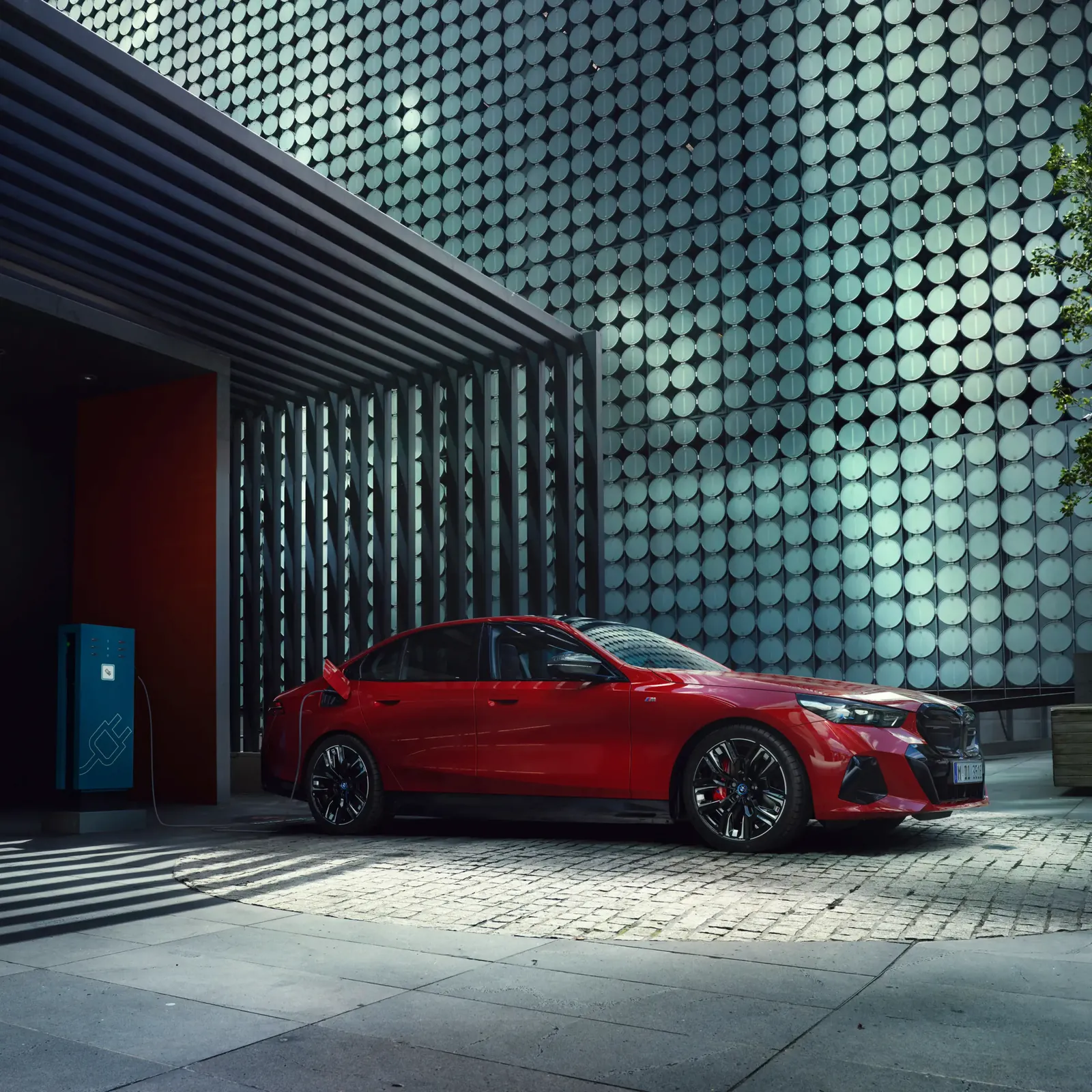 BMW i5 eDrive40 — photo 4