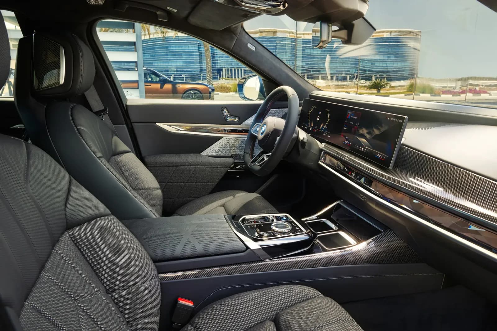 BMW i7 eDrive50 Gen1 — photo 3