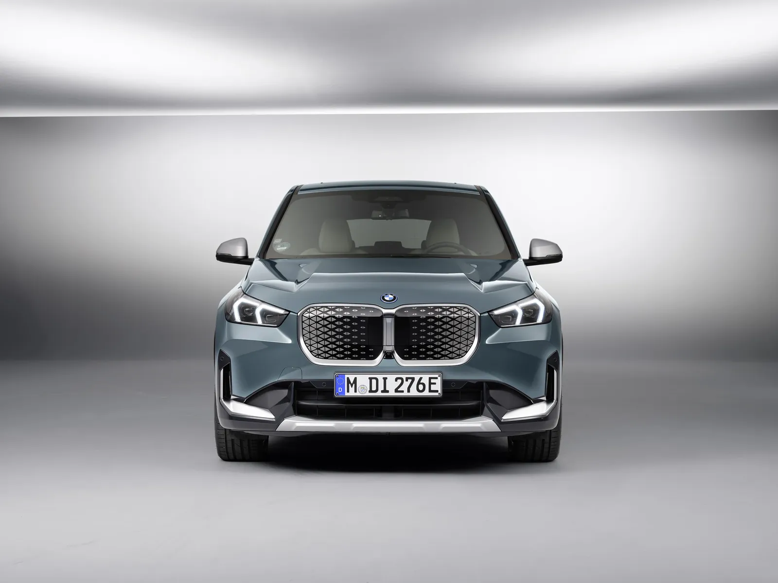 BMW iX1 eDrive20 — photo 4