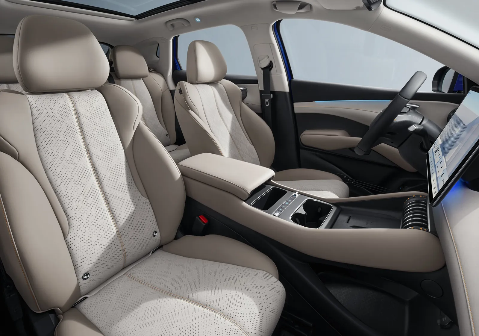 BYD Atto 3 Evo AWD — photo 3