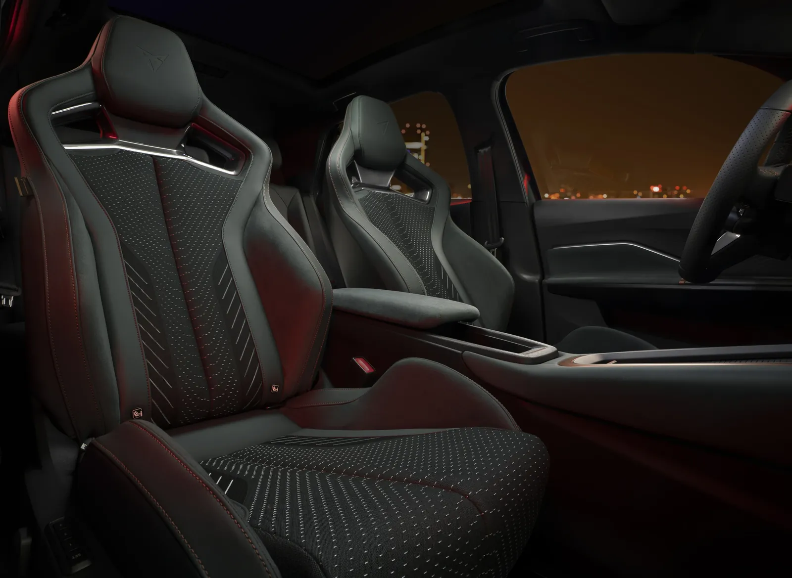Cupra Born VZ 325 — photo 3