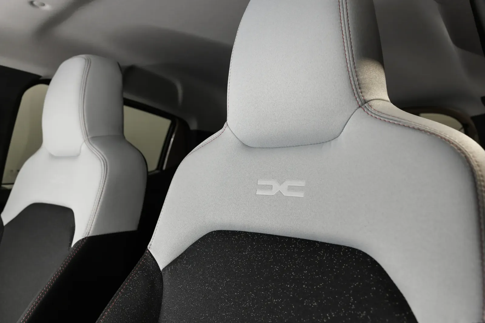 Dacia Spring Electric 65 — photo 3