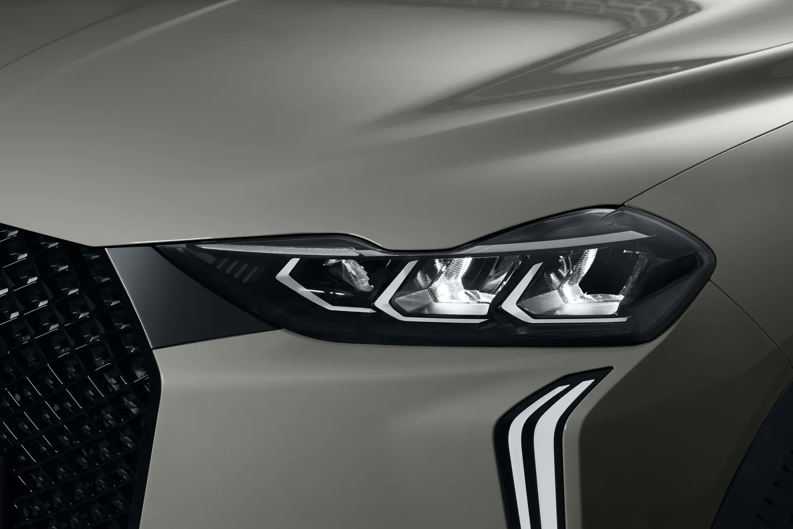 DS 3 E-Tense 156 — photo 4