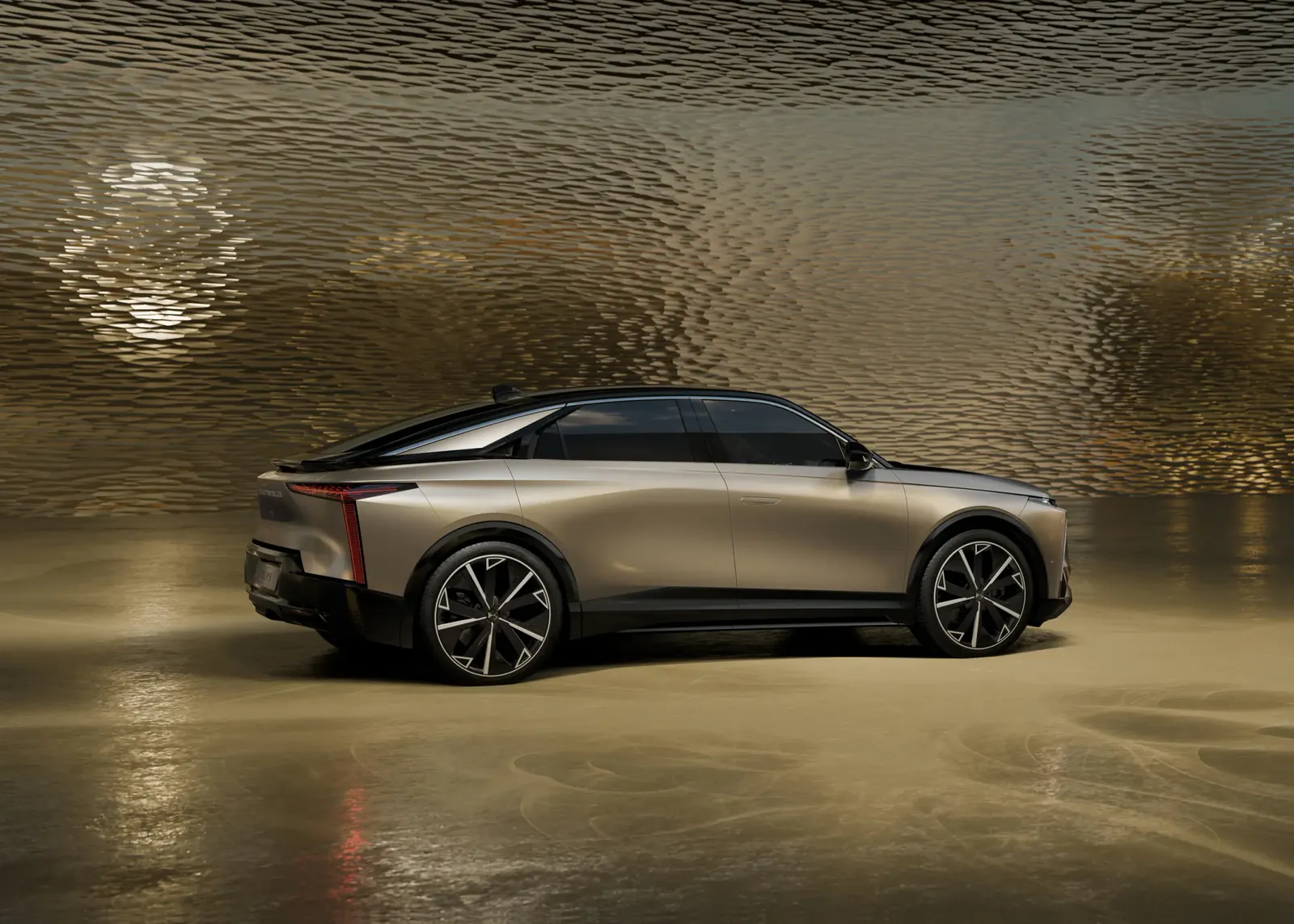 DS N°8 AWD Long Range