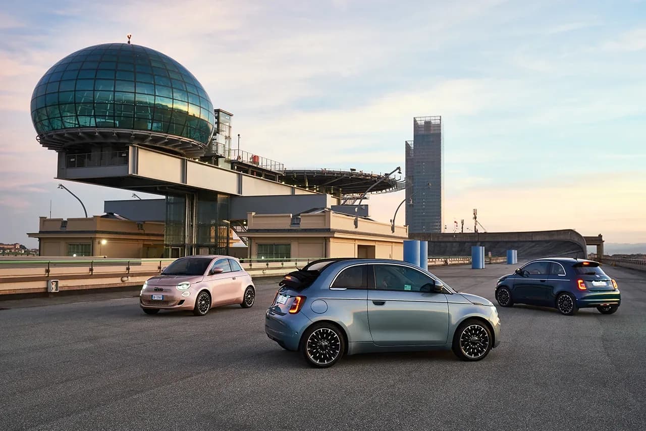 Fiat 500e — photo 2