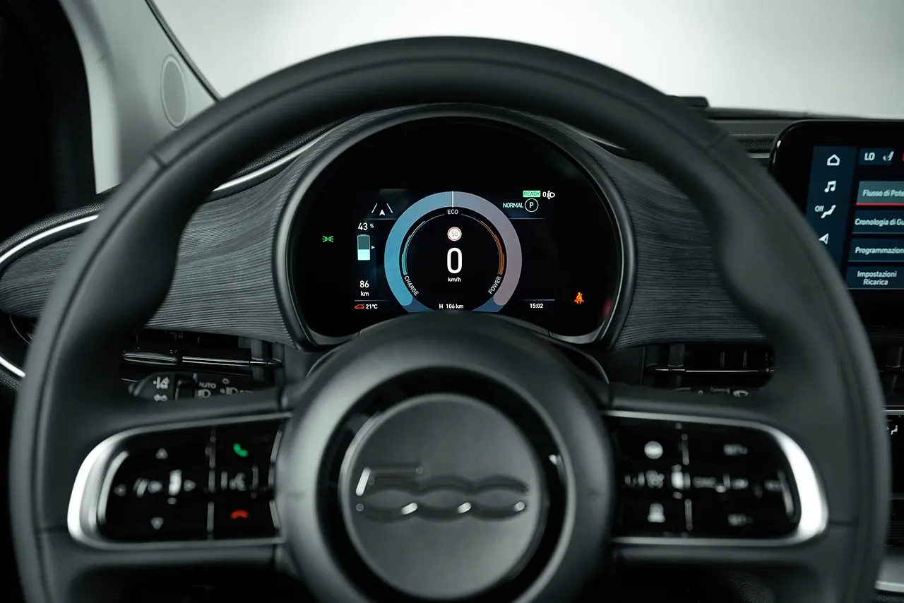 Fiat 500e 24 kWh — photo 3