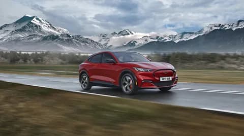 Ford Mustang Mach-E Standard Range AWD