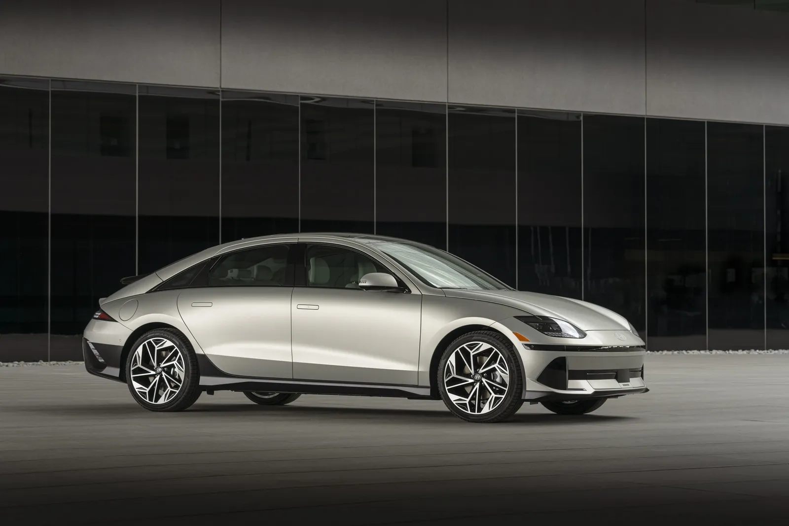 Hyundai Ioniq 6 Long Range AWD