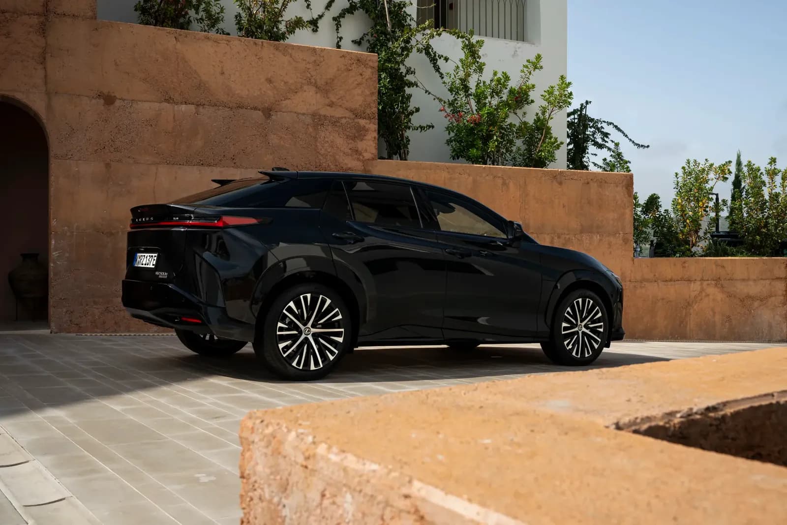 Lexus RZ 500e
