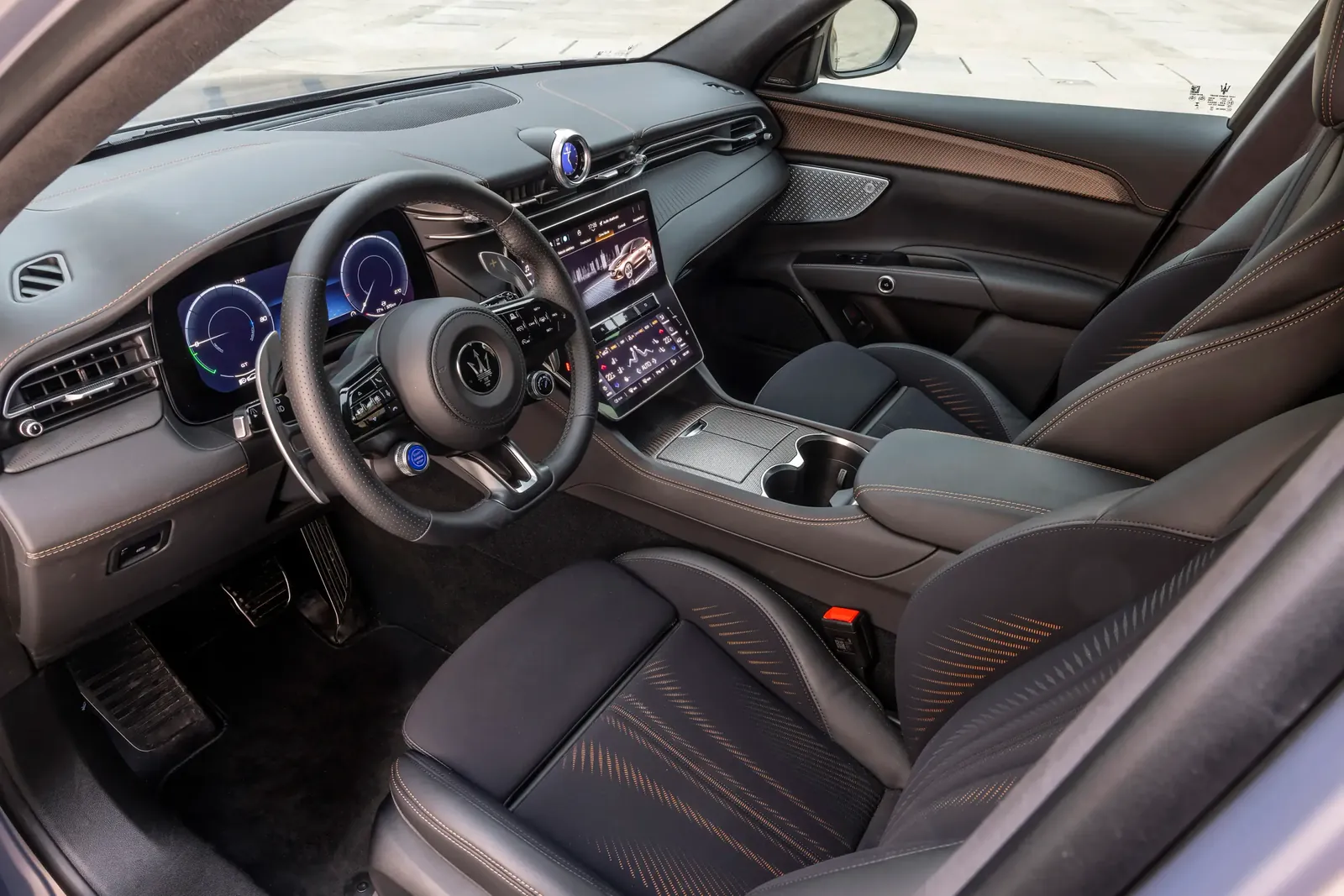 Maserati Grecale Folgore — photo 3