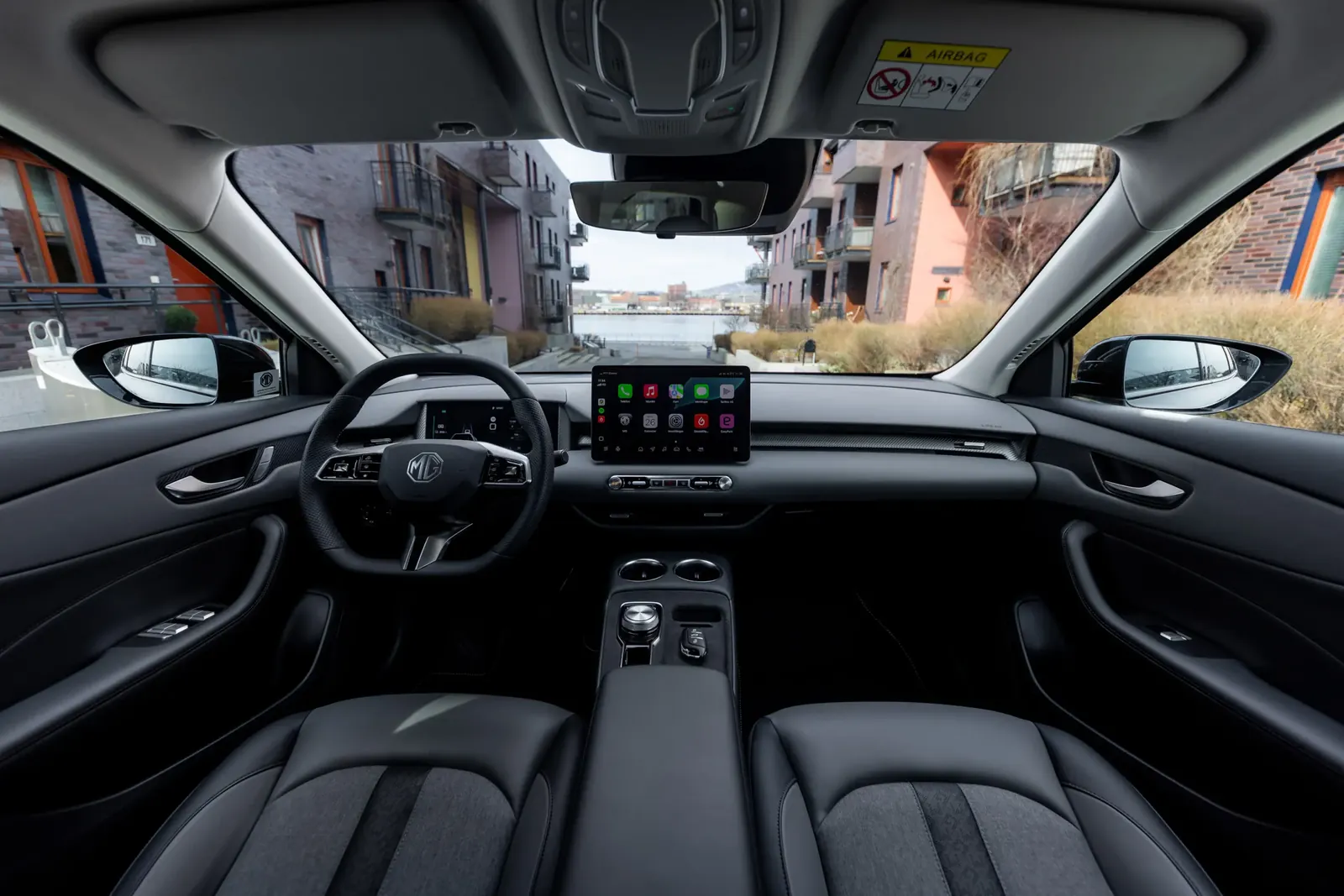 MG MGS5 EV Standard Range — photo 3