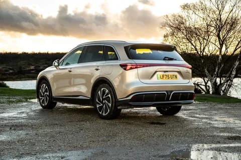 MG MGS6 EV RWD