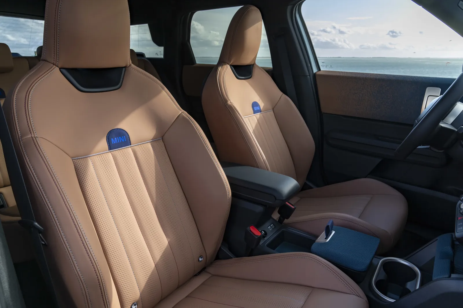 Mini Countryman SE ALL4 — photo 3