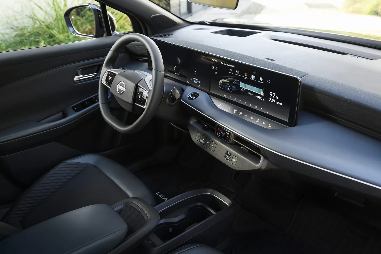 Nissan Leaf Standard Range — photo 2