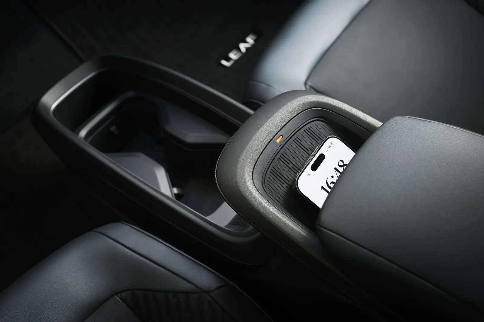 Nissan Leaf Standard Range — photo 3