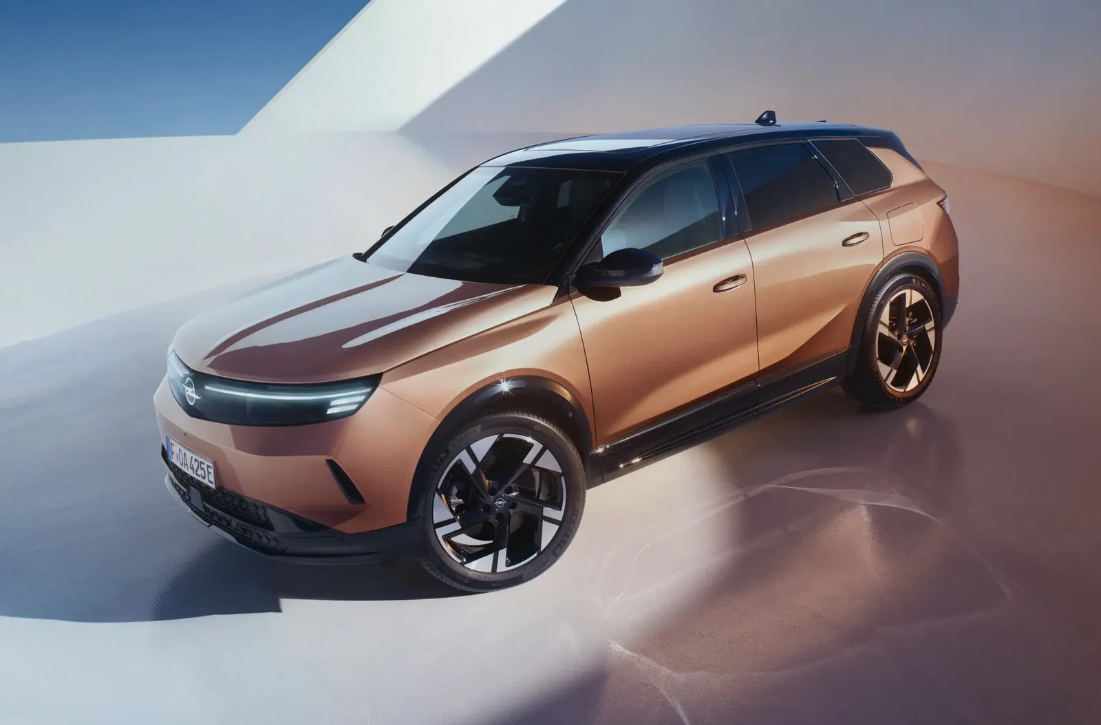 Opel Grandland Electric AWD 73 kWh — photo 2