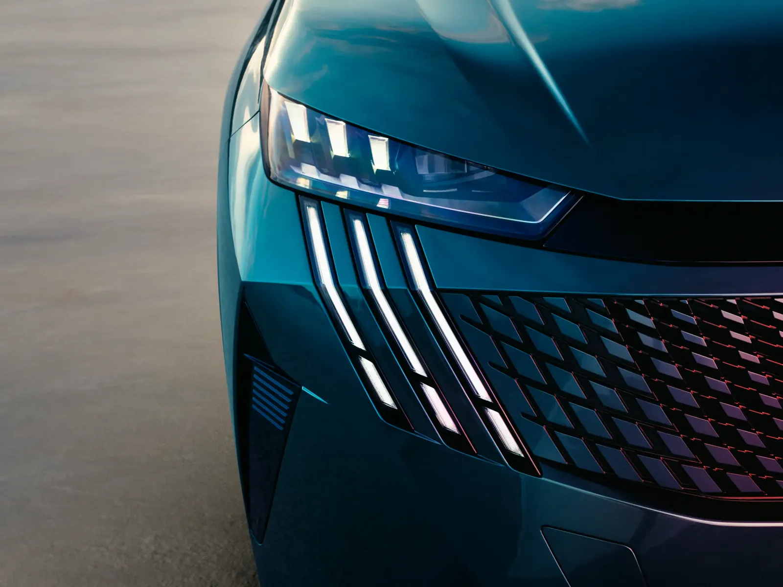 Peugeot E-3008 Long Range — photo 4
