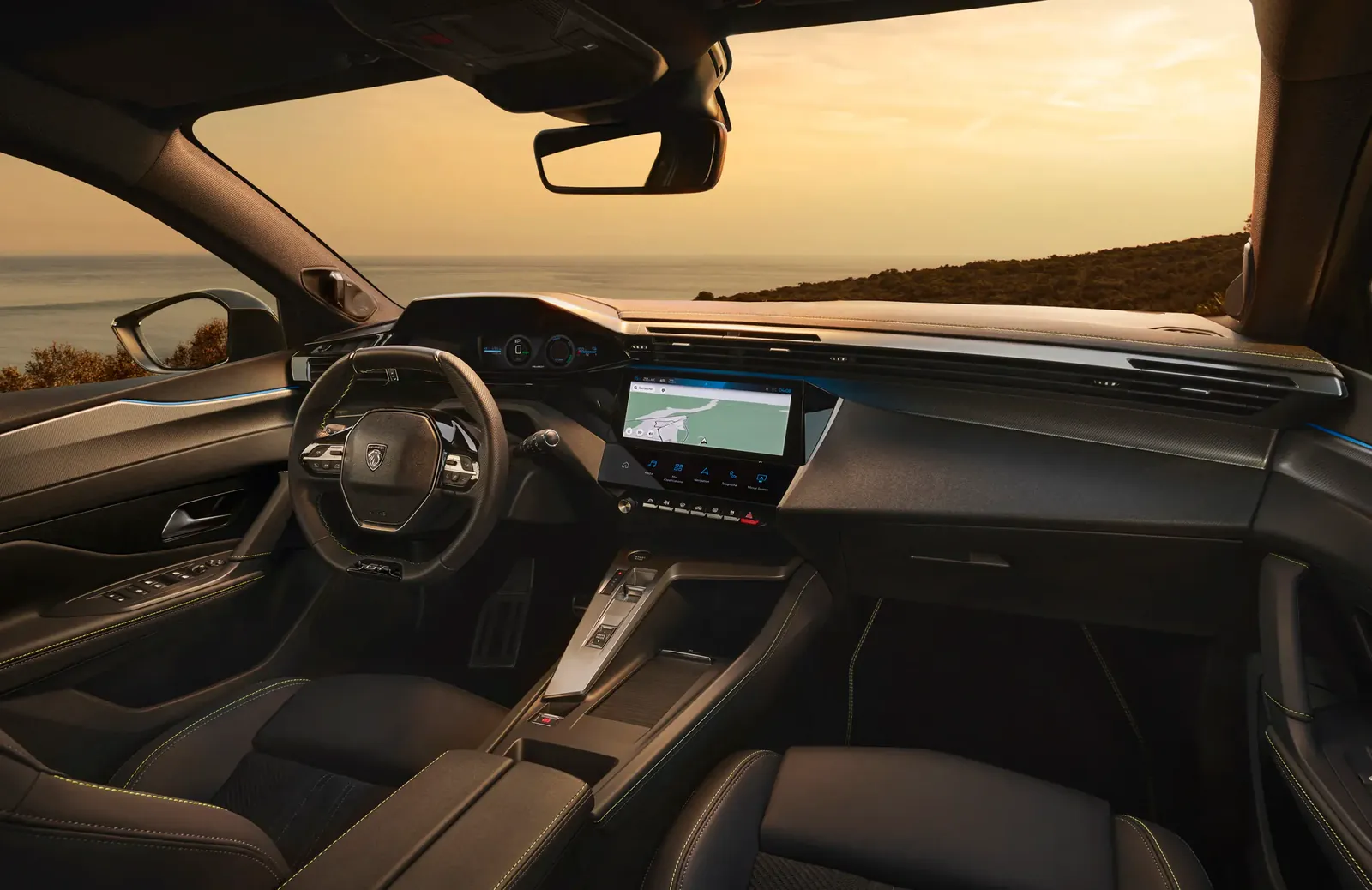 Peugeot E-408 58 kWh — photo 2