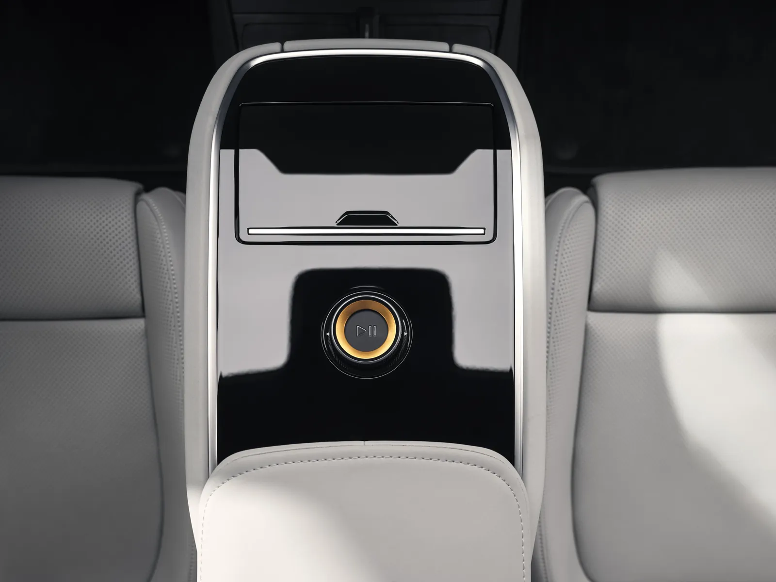 Polestar 5 Dual Motor Performance — photo 4