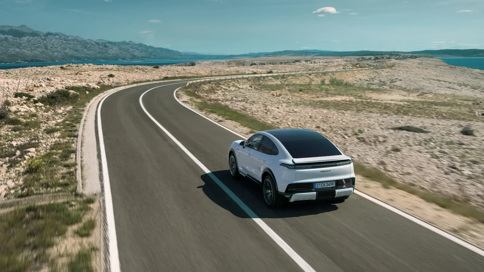 Porsche Cayenne Coupé Electric — photo 4