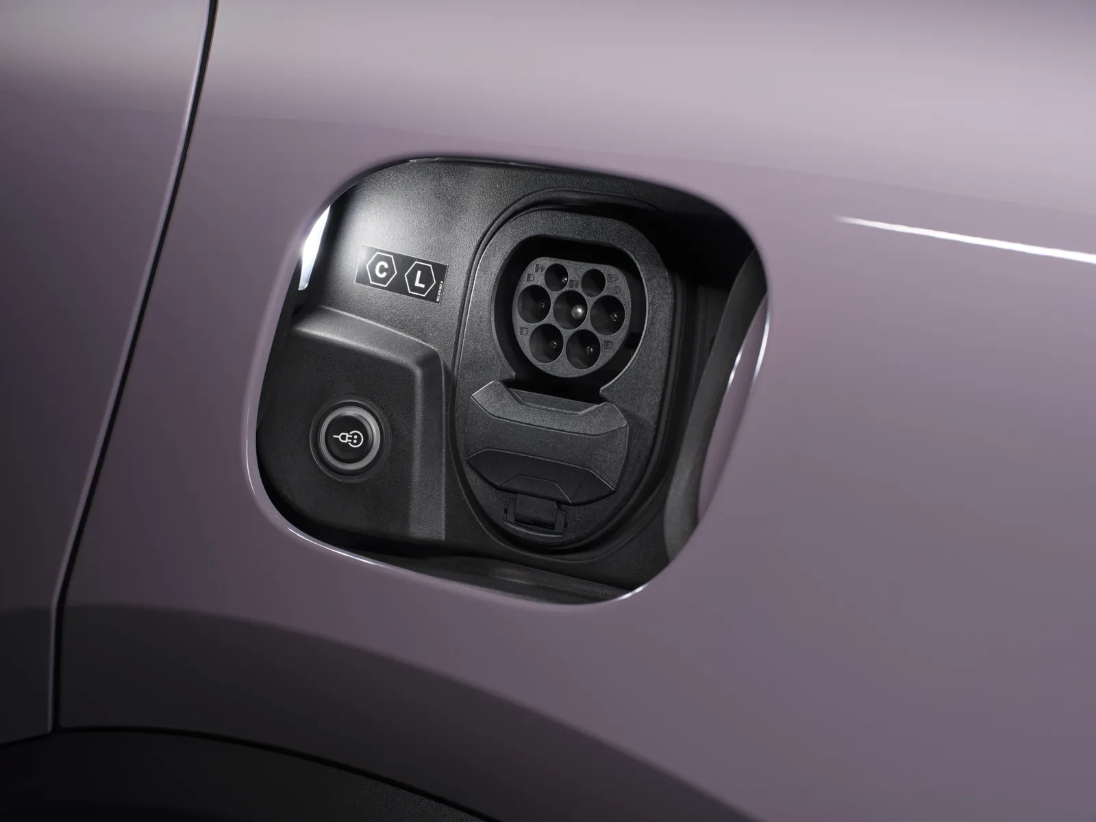 Porsche Macan 4 — photo 4