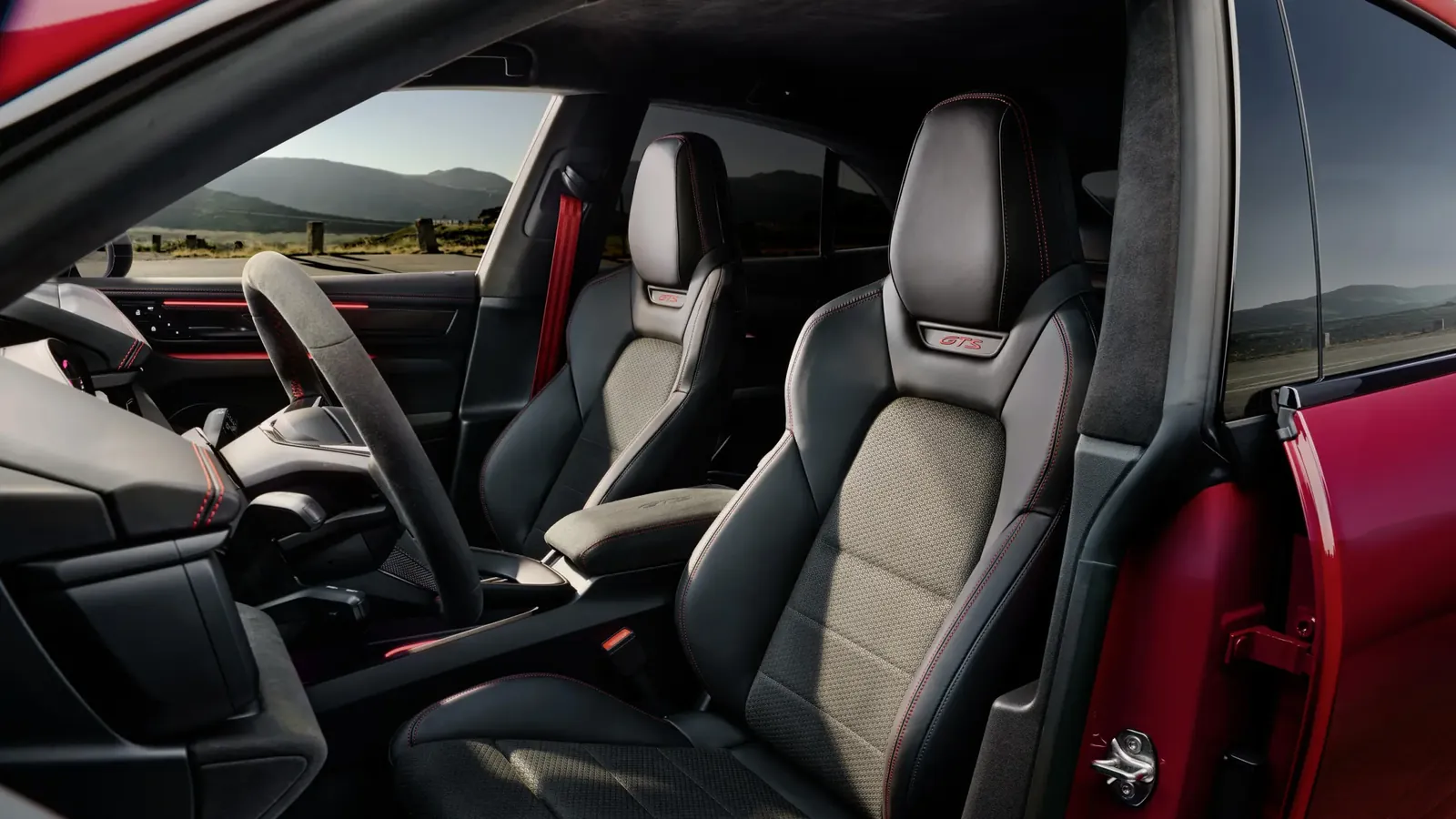 Porsche Macan GTS — photo 3