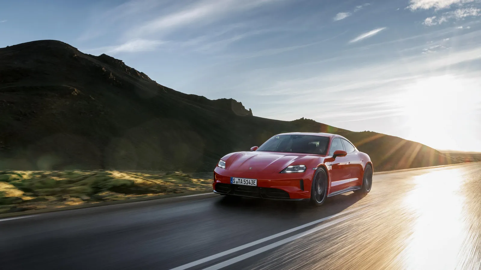 Porsche Taycan GTS — photo 2